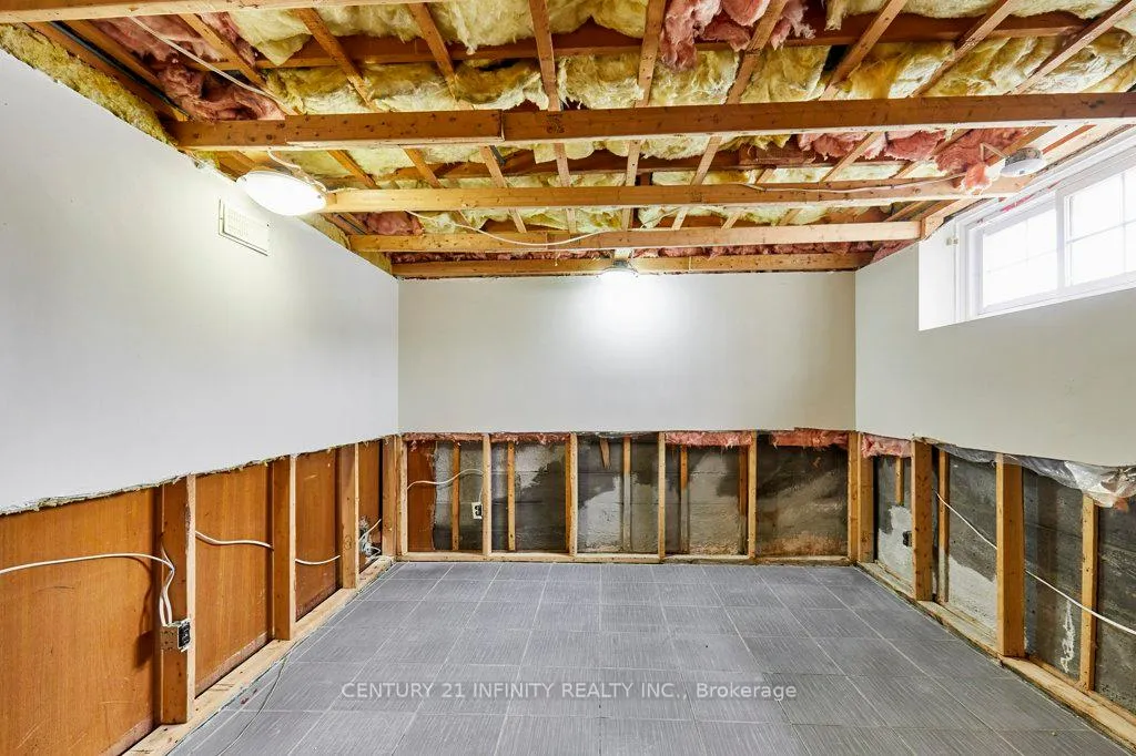 Photo 36 of 1181 Valley Drive, Oshawa, Lakeview — HOMEH