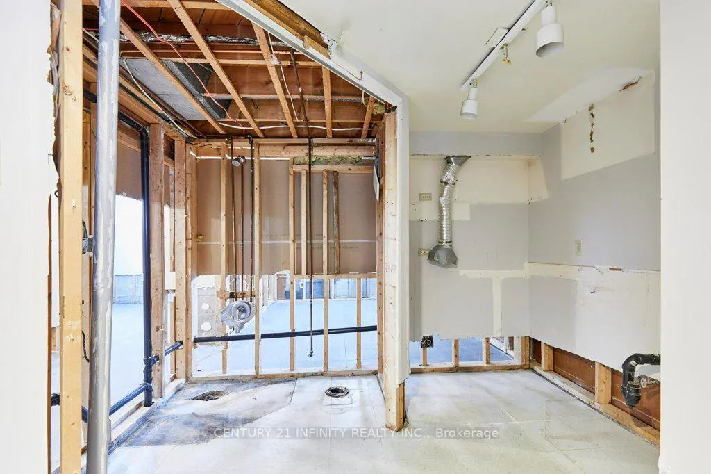Photo 40 of 1181 Valley Drive, Oshawa, Lakeview — HOMEH