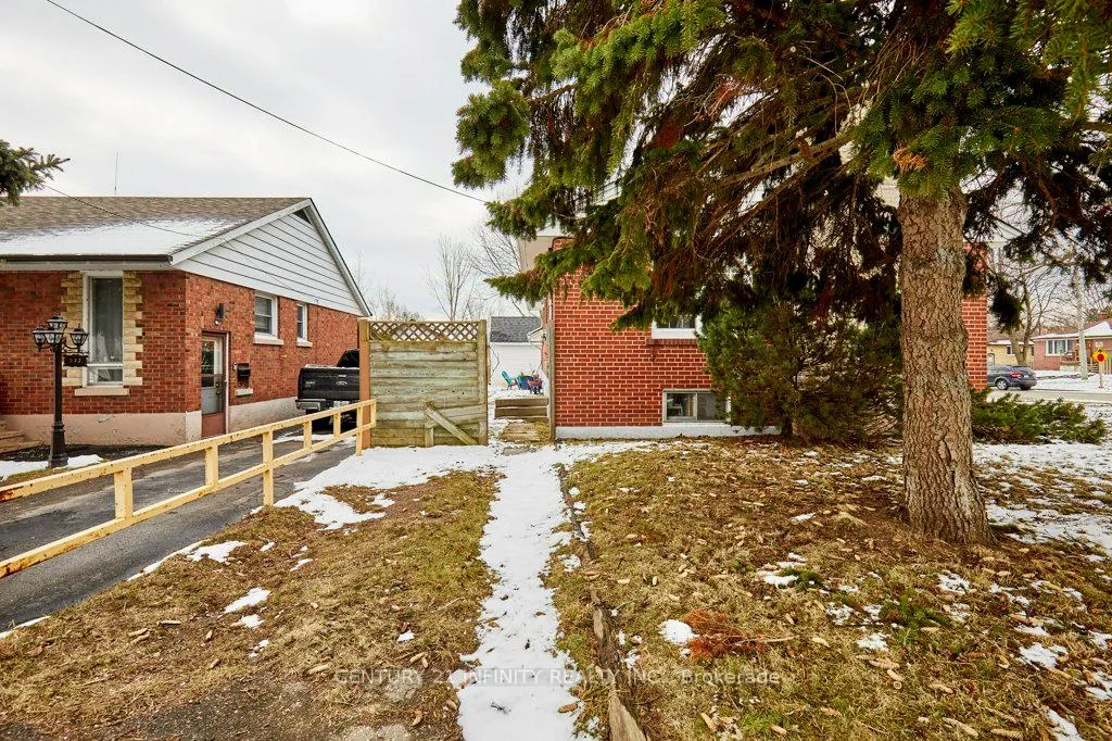 Photo 42 of 1181 Valley Drive, Oshawa, Lakeview — HOMEH