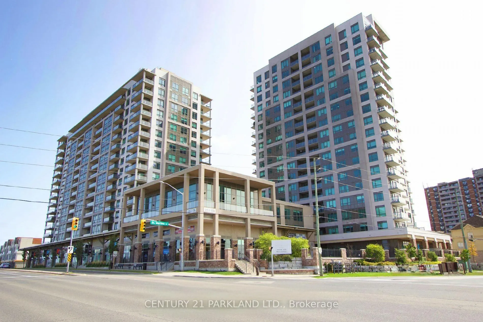 Front of Unit 304, 1215 Bayly Street