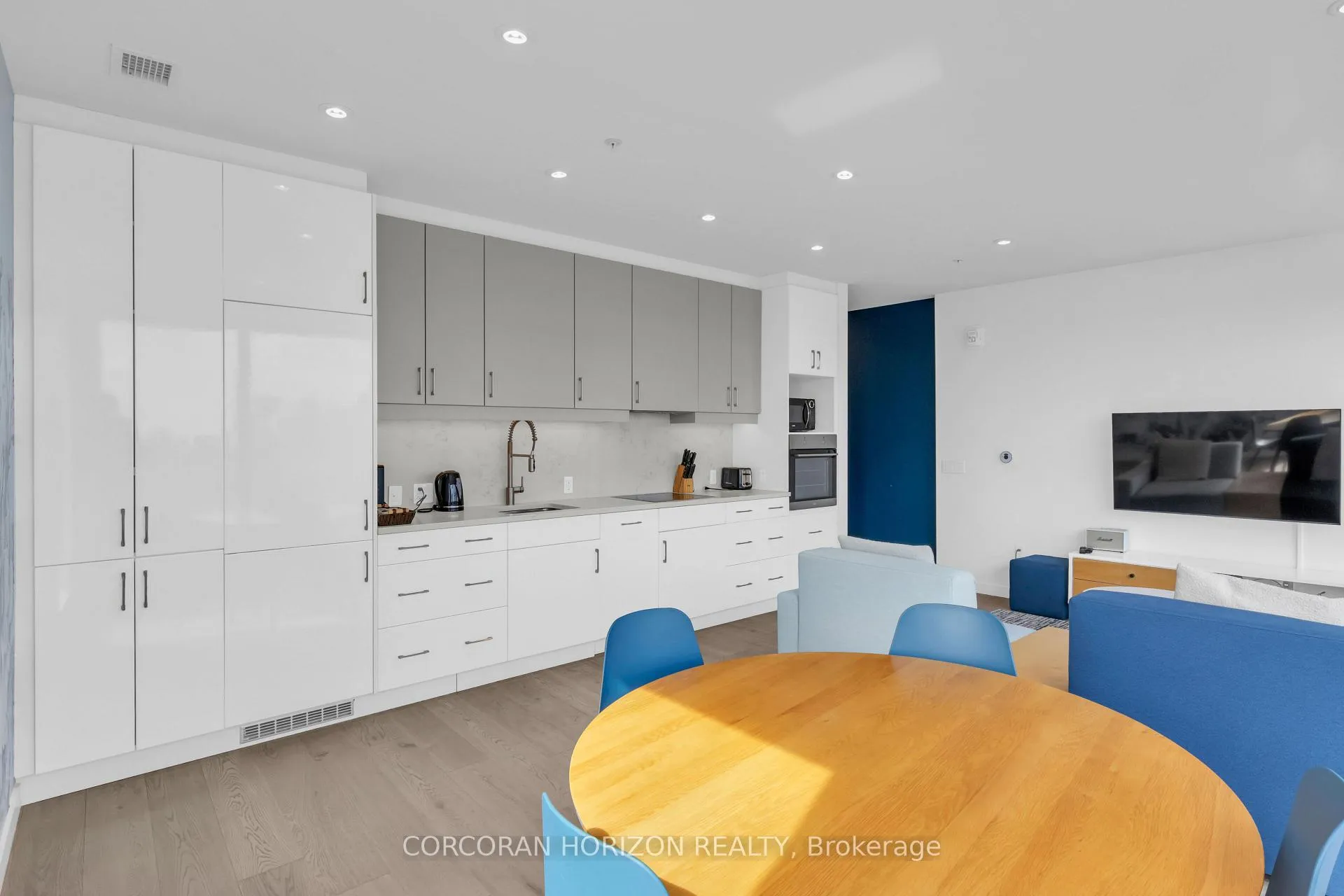 Photo 14 of Unit 1602, 181 King Street S, Waterloo, Uptown West — HOMEH