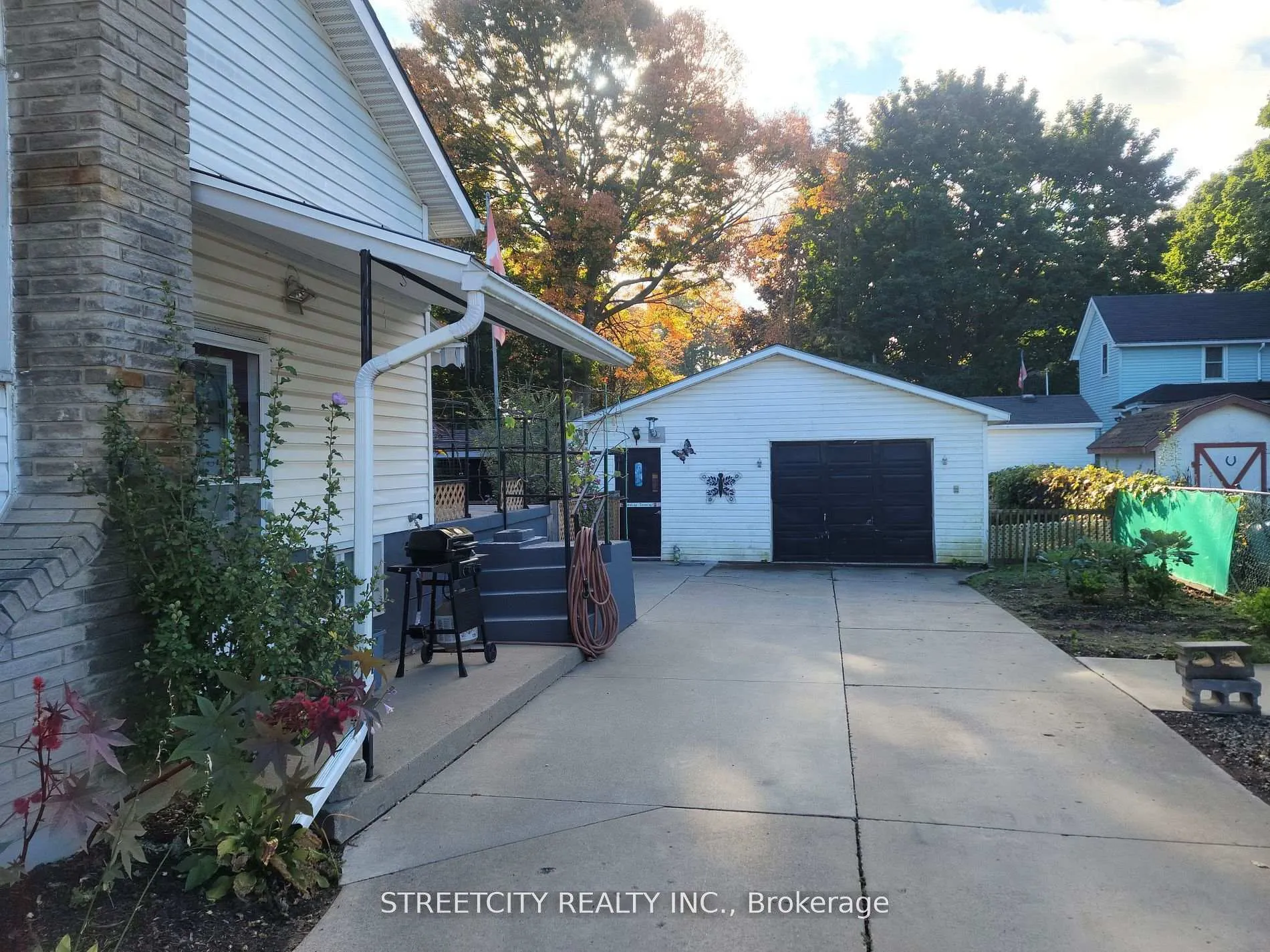 Photo 2 of 156 Maple Street, West Elgin, Rodney — HOMEH