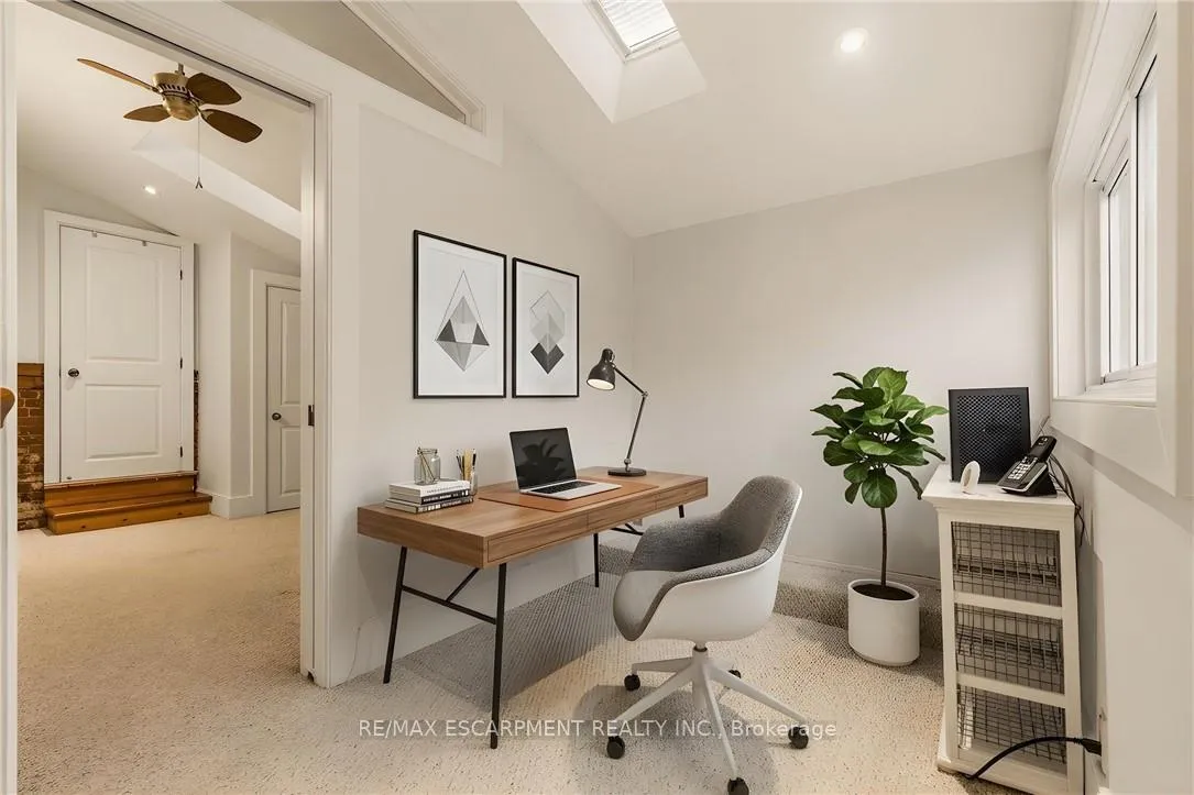 Photo 20 of 243 Hatt Street, Hamilton, Dundas — HOMEH