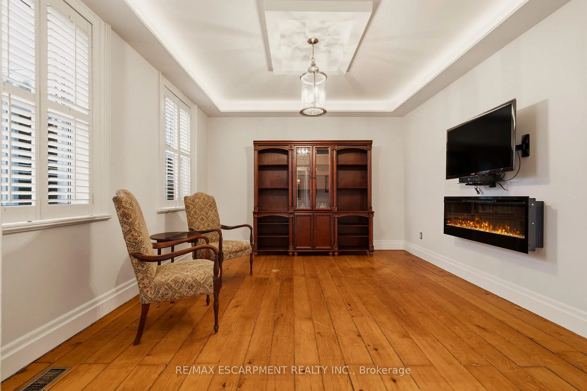 Photo 22 of 243 Hatt Street, Hamilton, Dundas — HOMEH