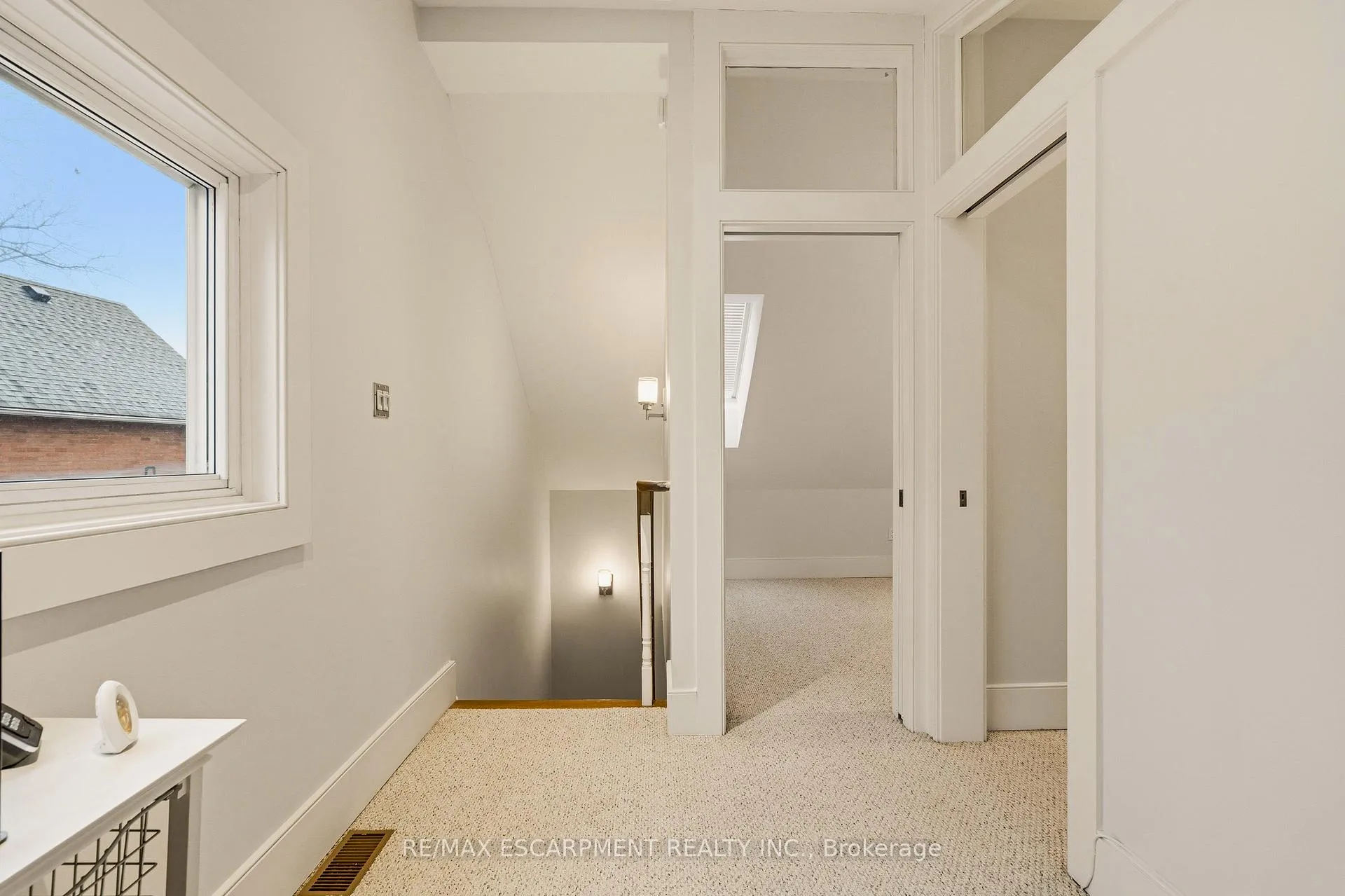 Photo 38 of 243 Hatt Street, Hamilton, Dundas — HOMEH
