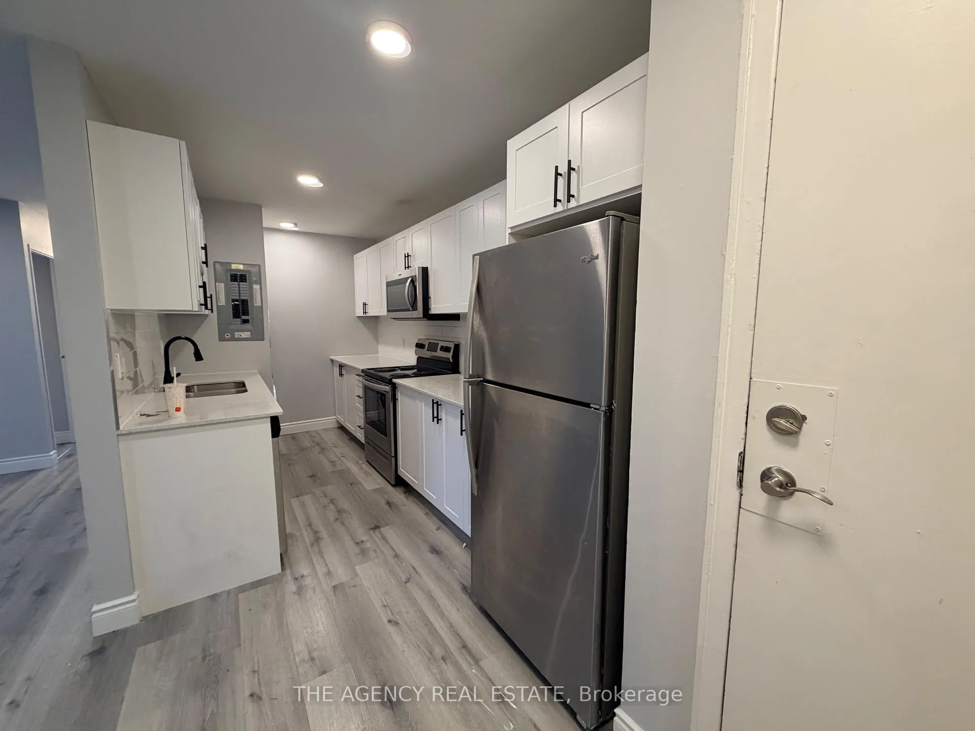 Photo 1 of 49 Taylor Avenue, Chatham-Kent, Chatham — HOMEH
