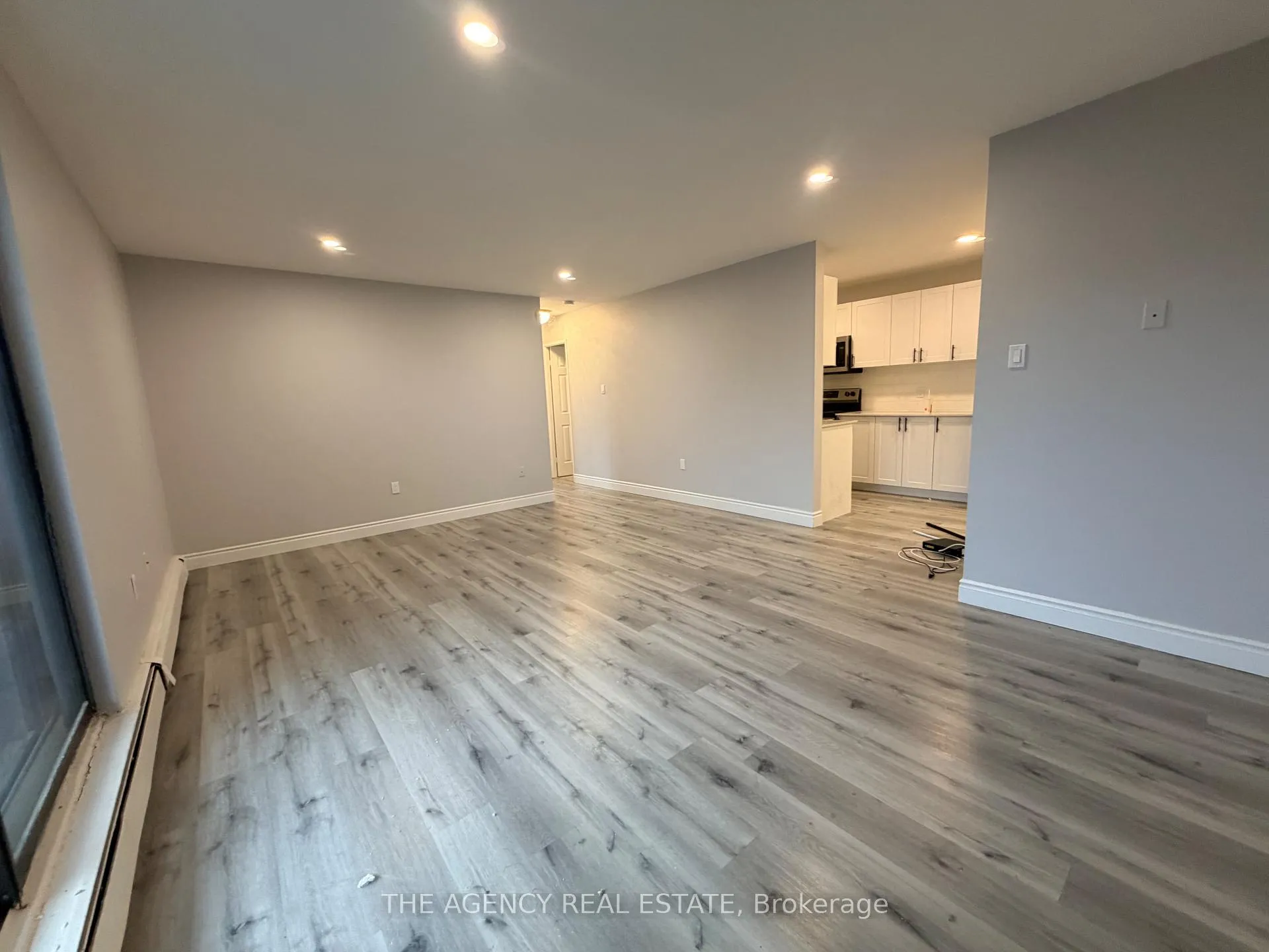 Photo 7 of 49 Taylor Avenue, Chatham-Kent, Chatham — HOMEH