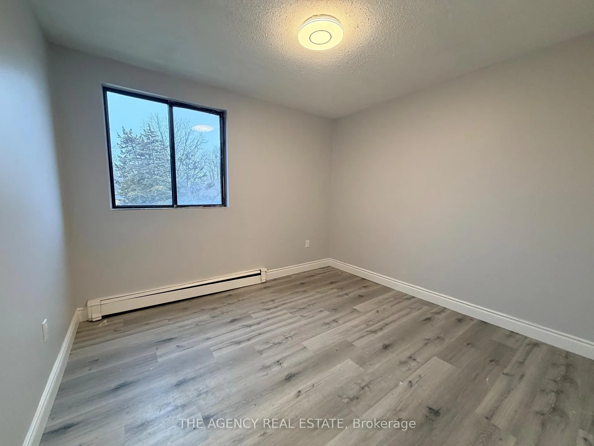 Photo 8 of 49 Taylor Avenue, Chatham-Kent, Chatham — HOMEH