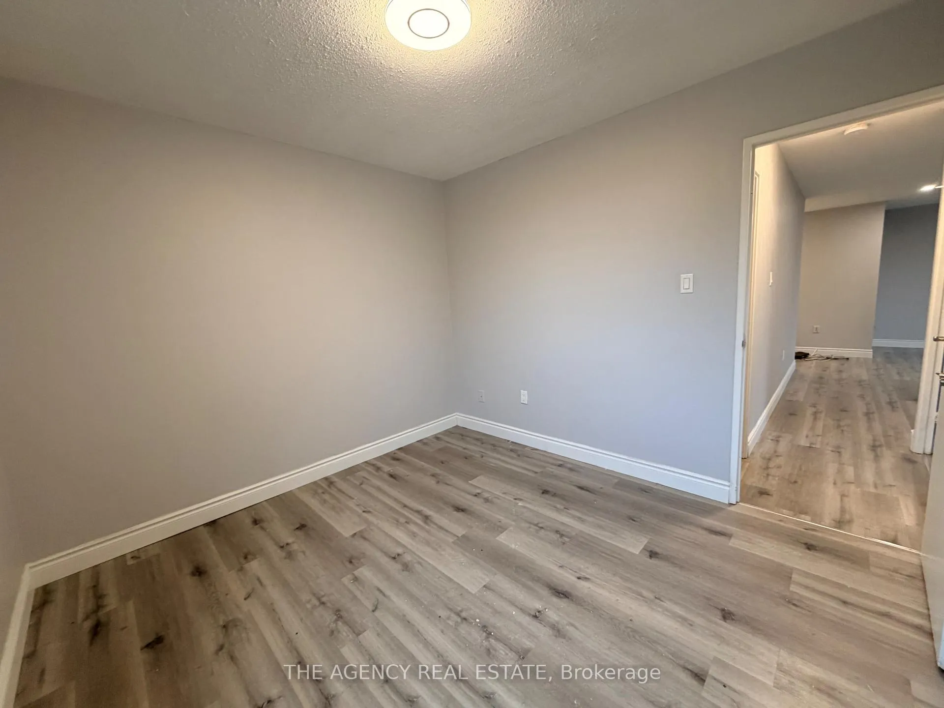 Photo 11 of 49 Taylor Avenue, Chatham-Kent, Chatham — HOMEH