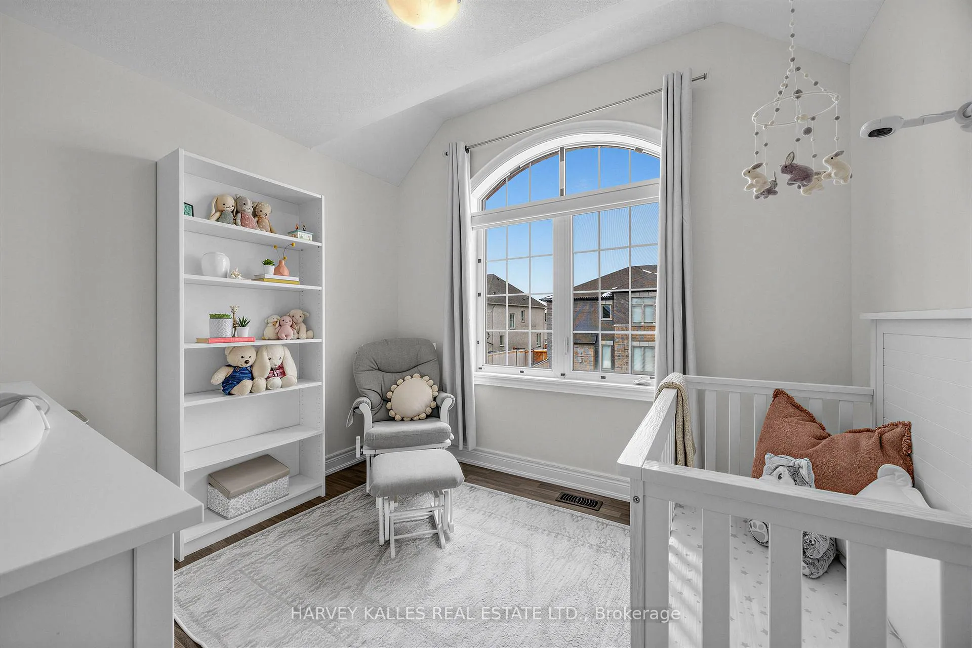 Photo 26 of 1002 Kingpeak Crescent, Pickering, Rural Pickering — HOMEH