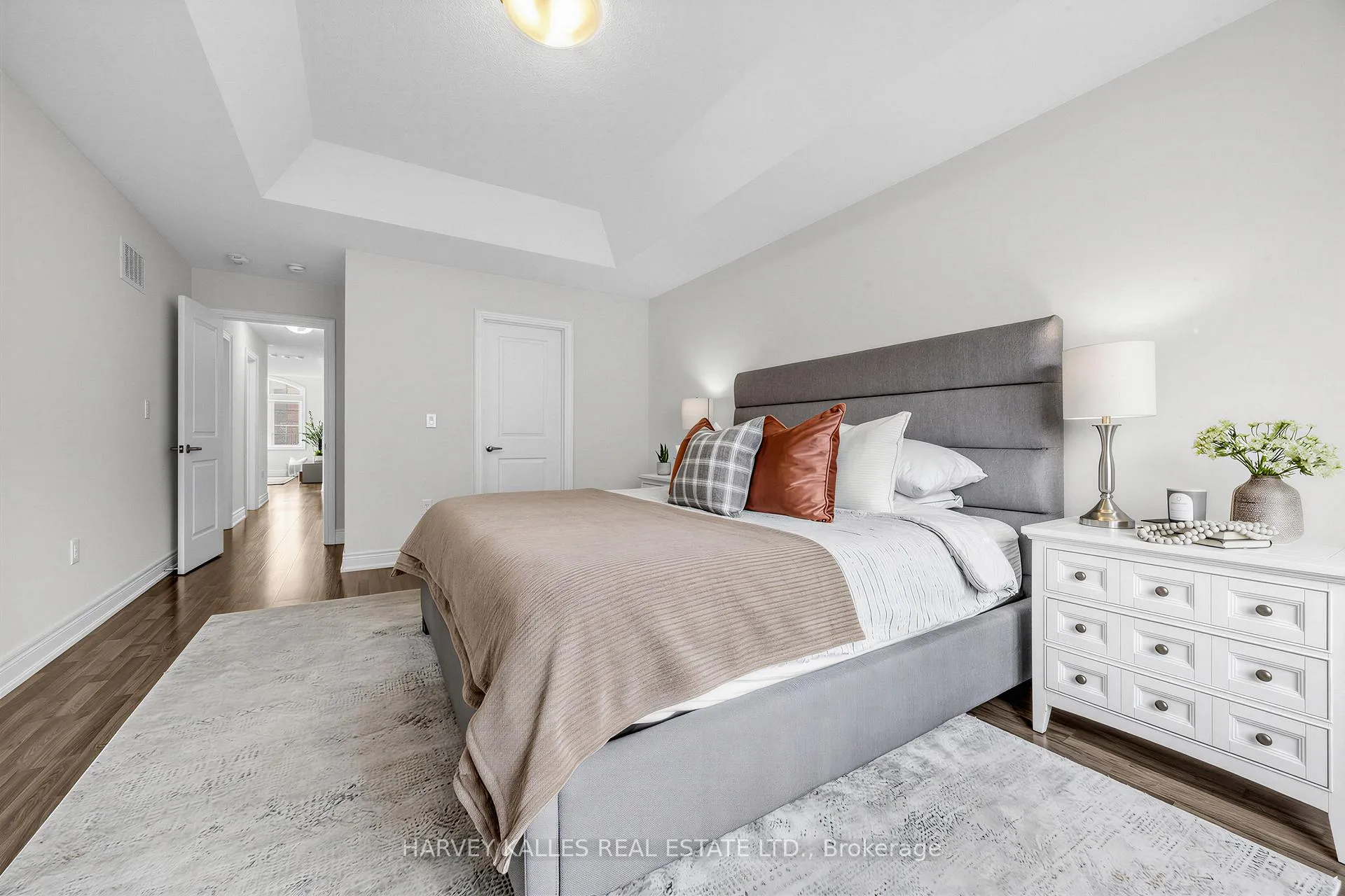 Photo 31 of 1002 Kingpeak Crescent, Pickering, Rural Pickering — HOMEH