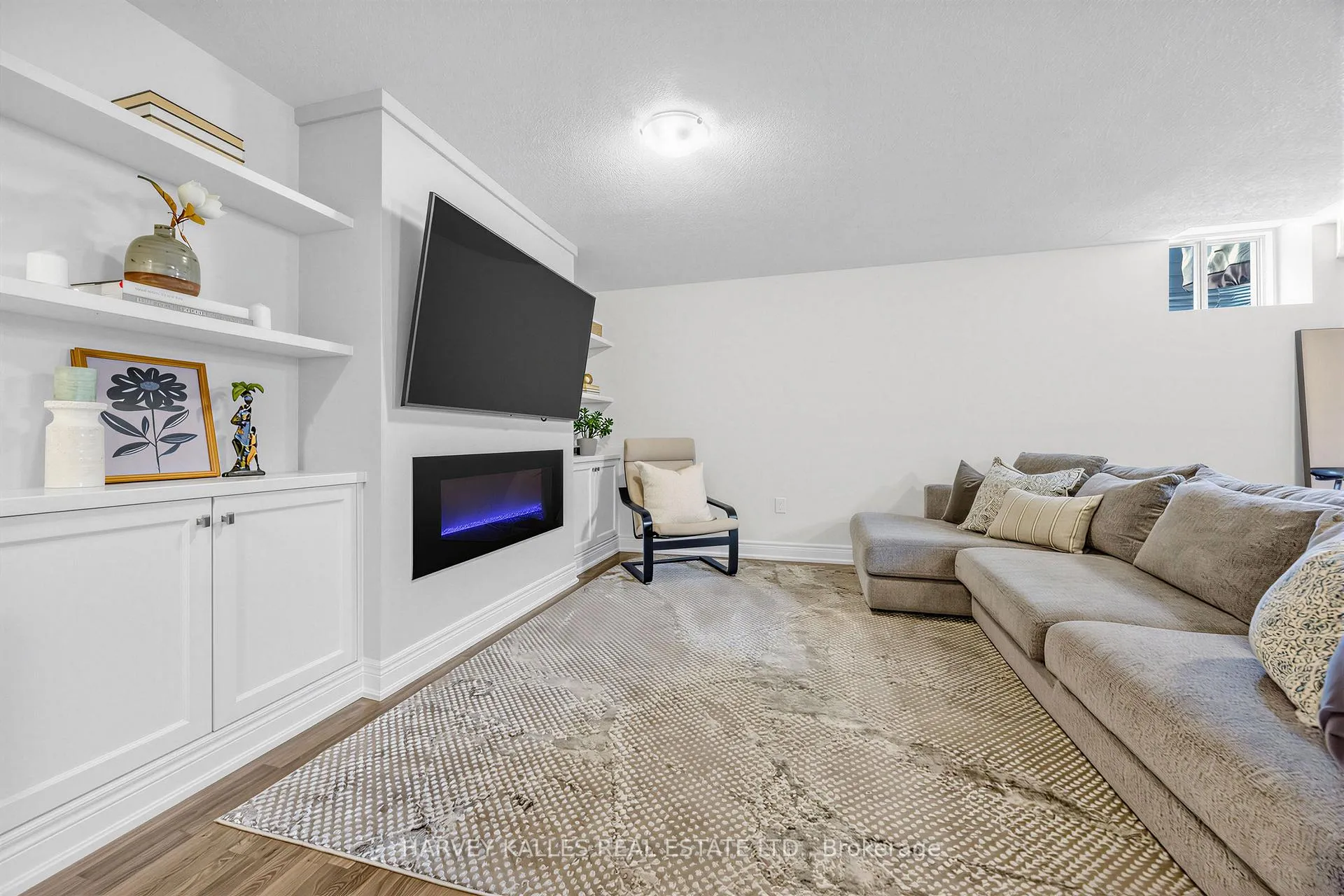 Photo 34 of 1002 Kingpeak Crescent, Pickering, Rural Pickering — HOMEH