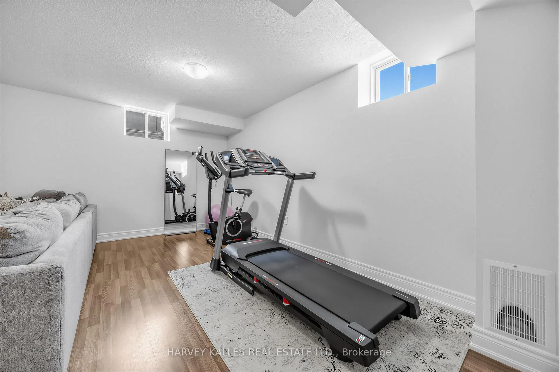 Photo 39 of 1002 Kingpeak Crescent, Pickering, Rural Pickering — HOMEH