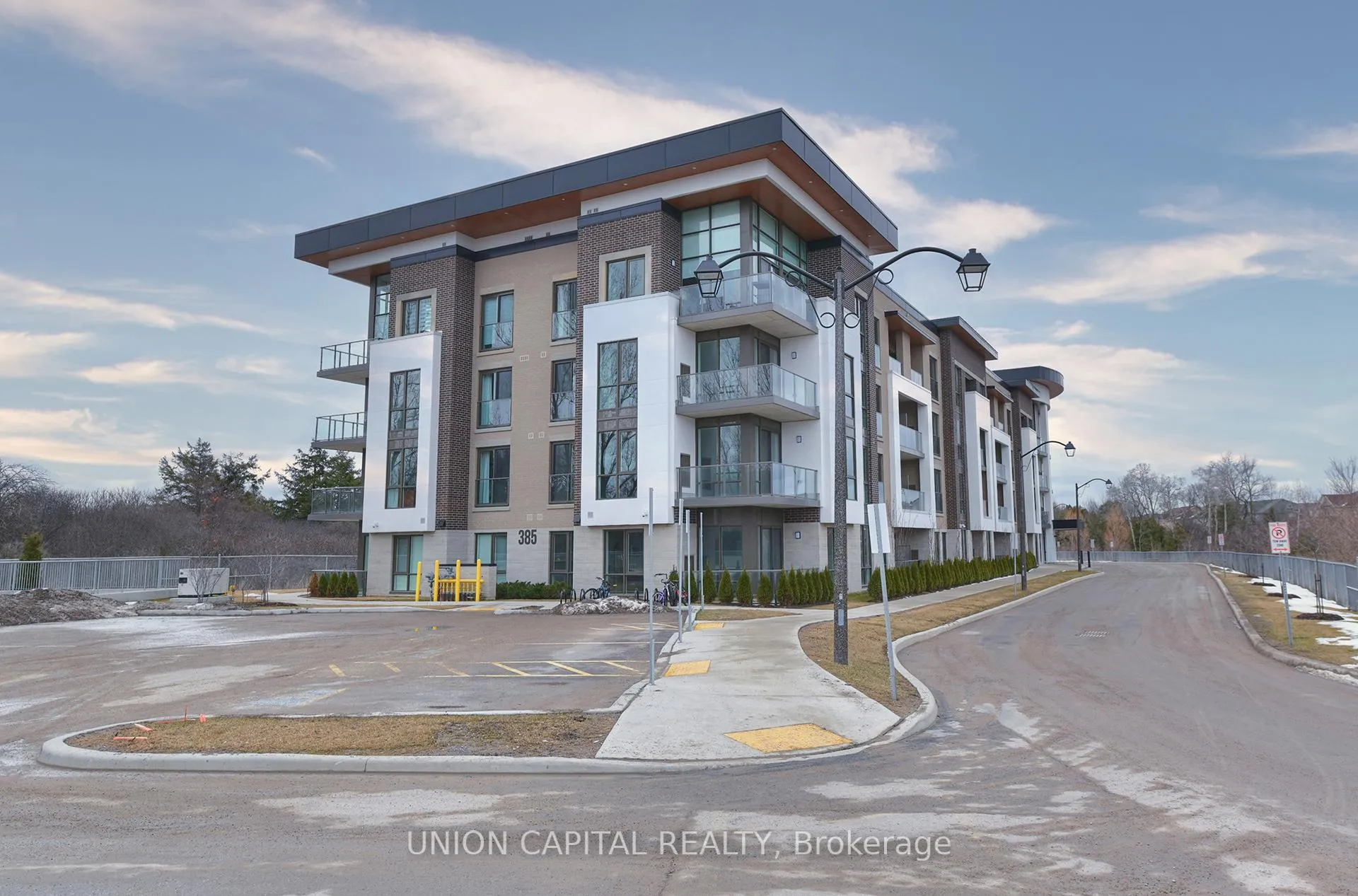 Photo 17 of Unit 209, 385 Arctic Red Drive, Oshawa, Windfields — HOMEH