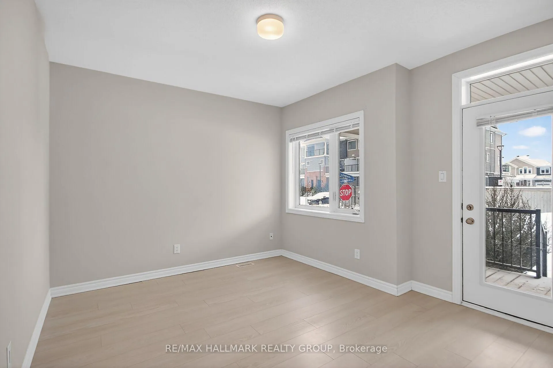 Photo 9 of 209 Lapland Private, Ottawa, Kanata - Emerald Meadows/Trailwest — HOMEH