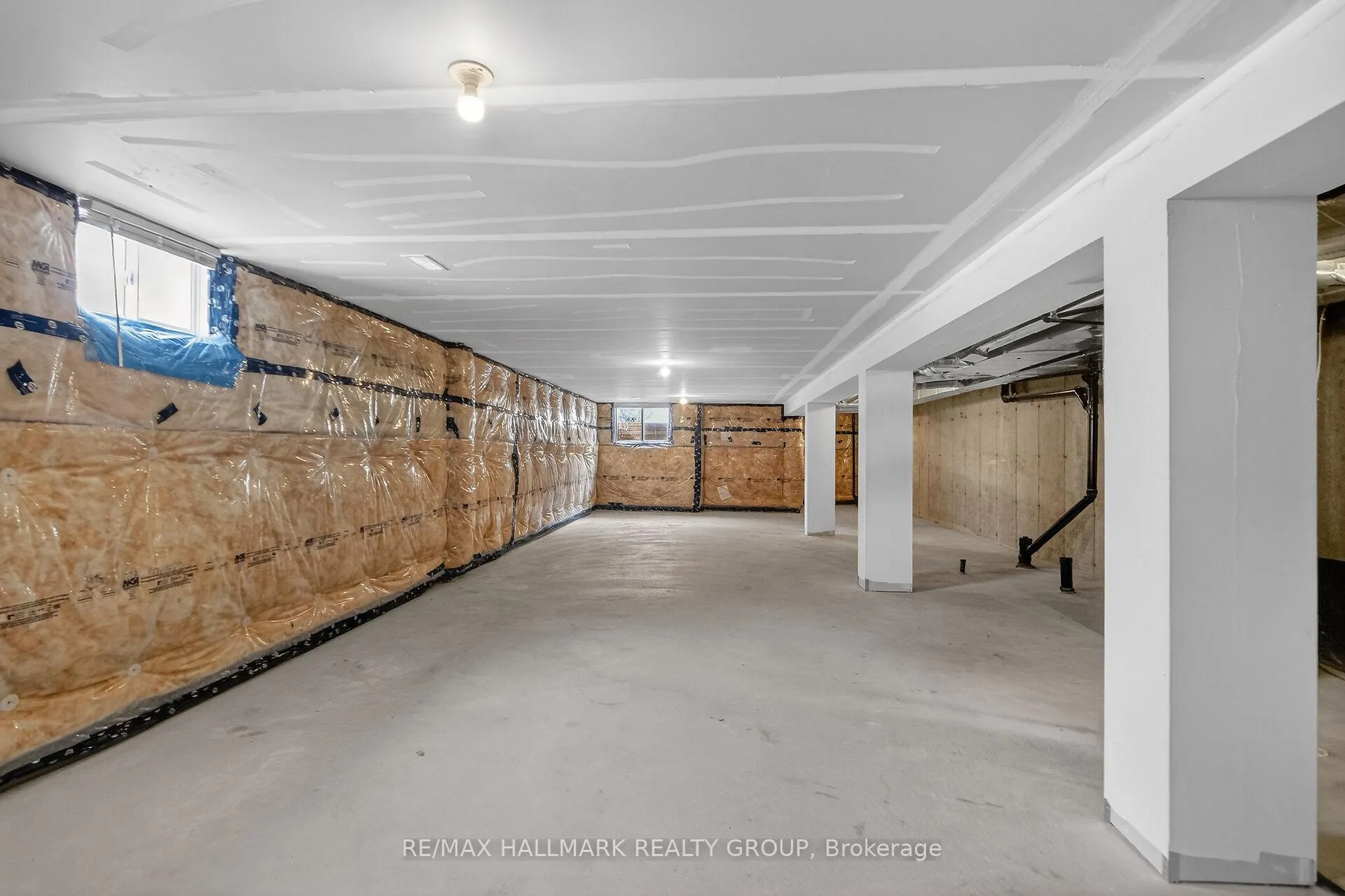 Photo 13 of 209 Lapland Private, Ottawa, Kanata - Emerald Meadows/Trailwest — HOMEH