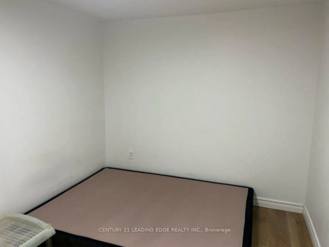 Photo 5 of Unit Bsmt, 8 Digby Crescent, Markham, Milliken Mills East — HOMEH