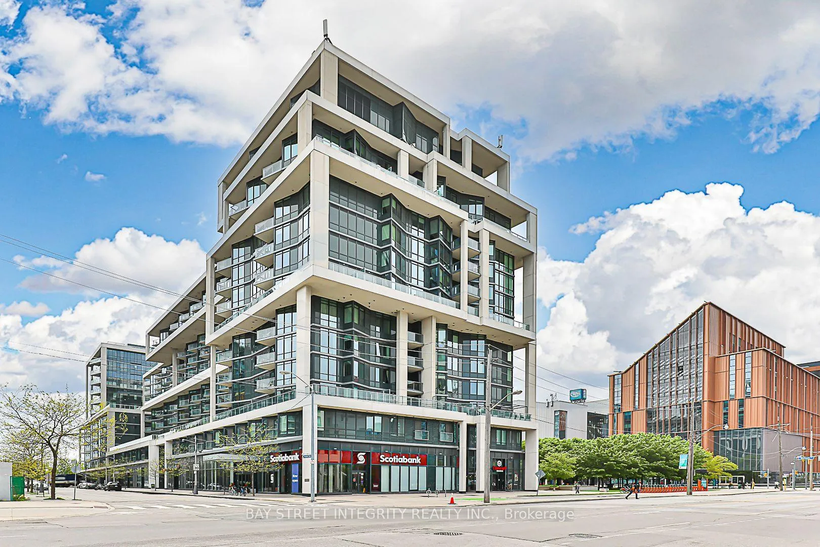 Front of Unit 405, 15 Merchants' Wharf