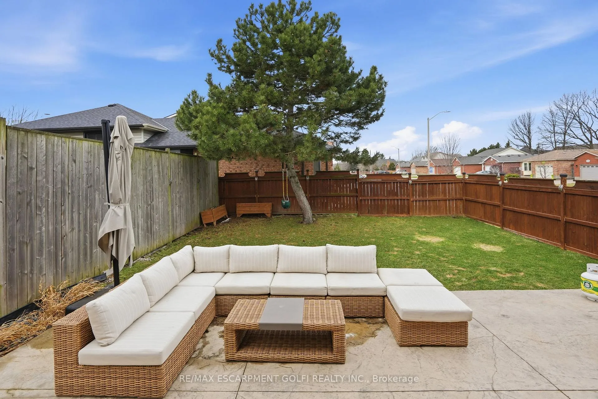 Photo 17 of 3368 Cardinal Drive, Niagara Falls, Mt. Carmel — HOMEH