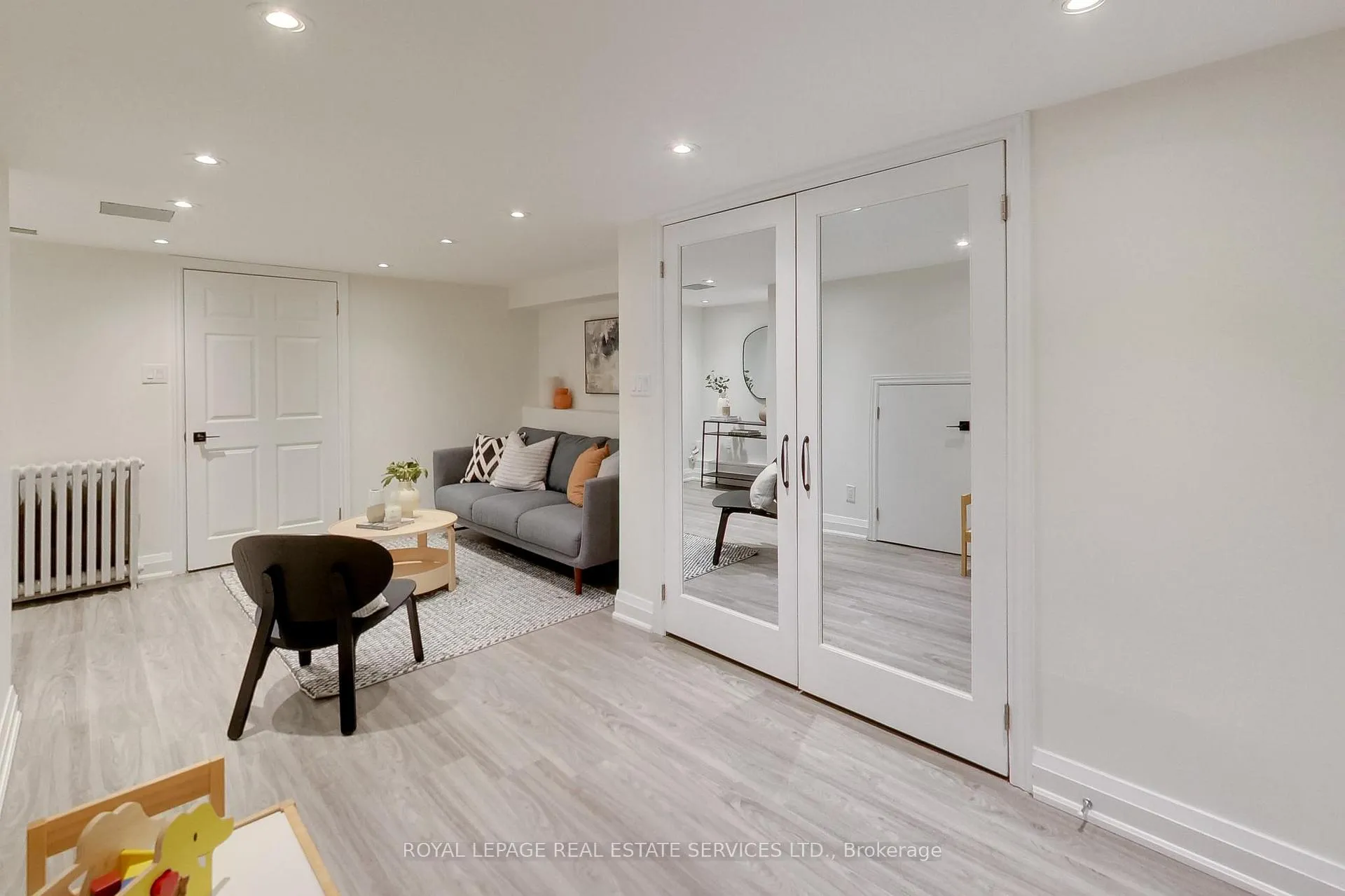 Photo 21 of 59 Glengarry Street, Toronto, Lawrence Park North — HOMEH