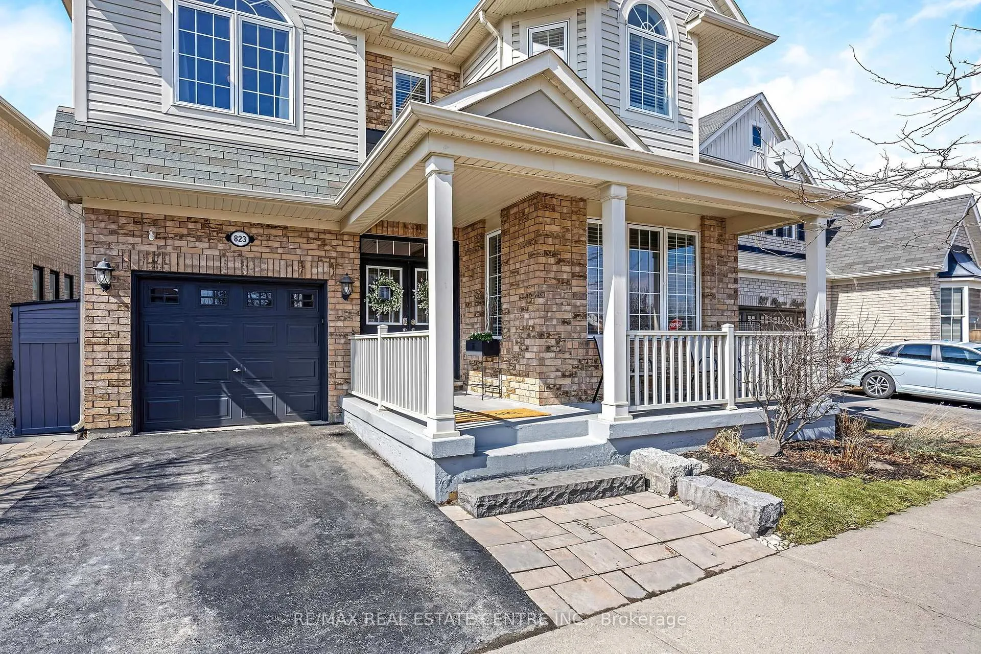 Photo 2 of 823 Biggar Heights, Milton, Coates — HOMEH