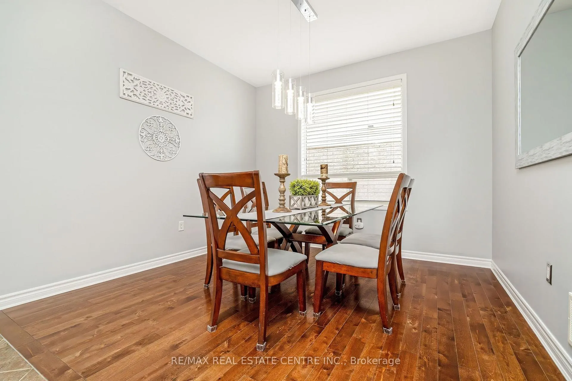 Photo 9 of 823 Biggar Heights, Milton, Coates — HOMEH