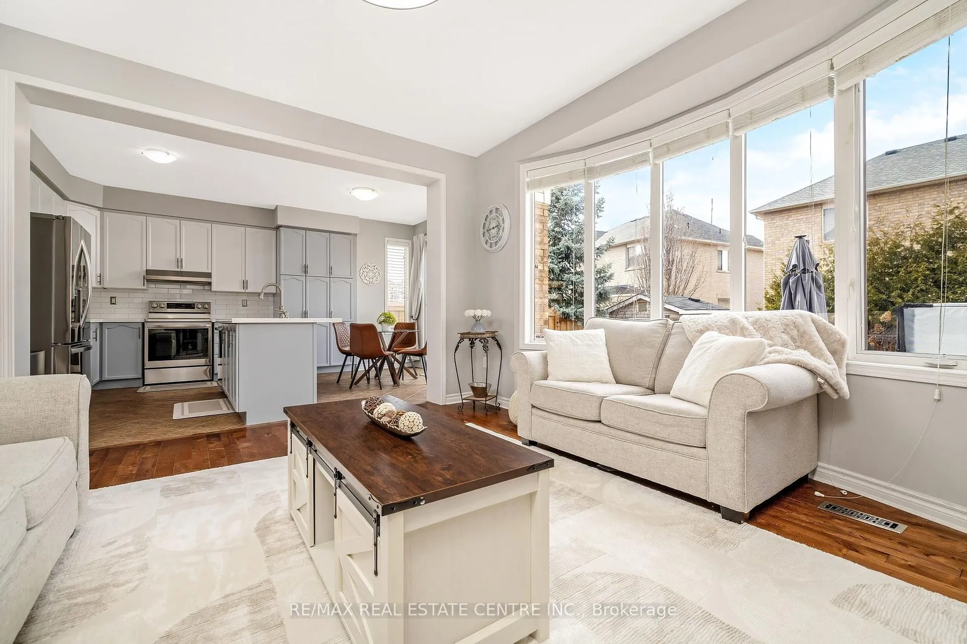 Photo 14 of 823 Biggar Heights, Milton, Coates — HOMEH