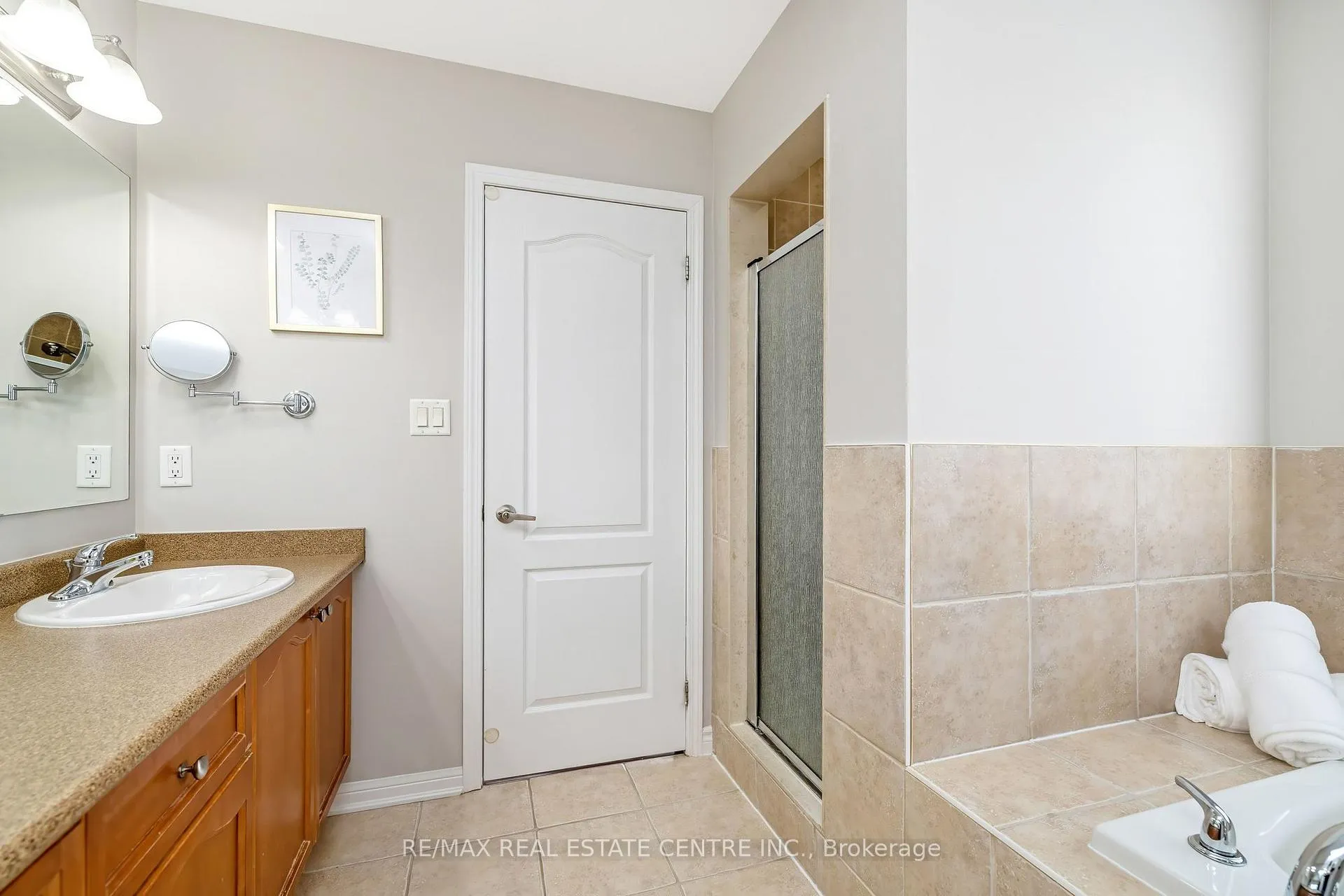 Photo 30 of 823 Biggar Heights, Milton, Coates — HOMEH