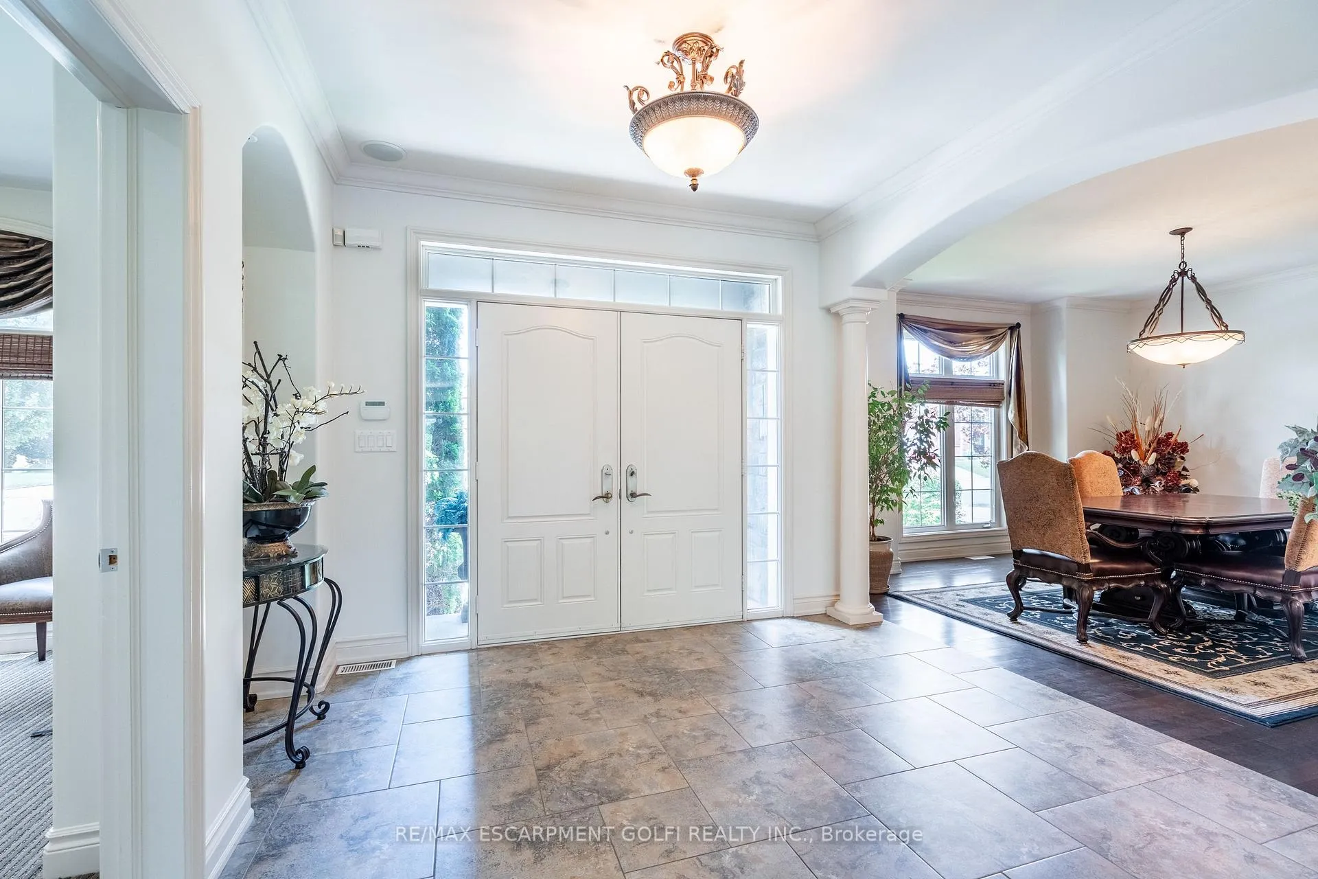 Photo 6 of 3542 Matthews Drive, Niagara Falls, Mt. Carmel — HOMEH