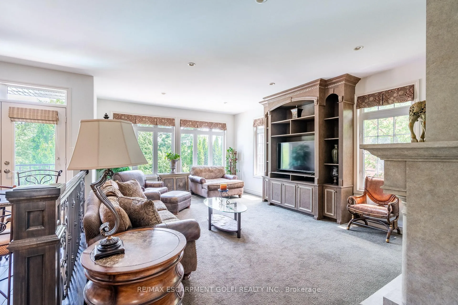 Photo 10 of 3542 Matthews Drive, Niagara Falls, Mt. Carmel — HOMEH