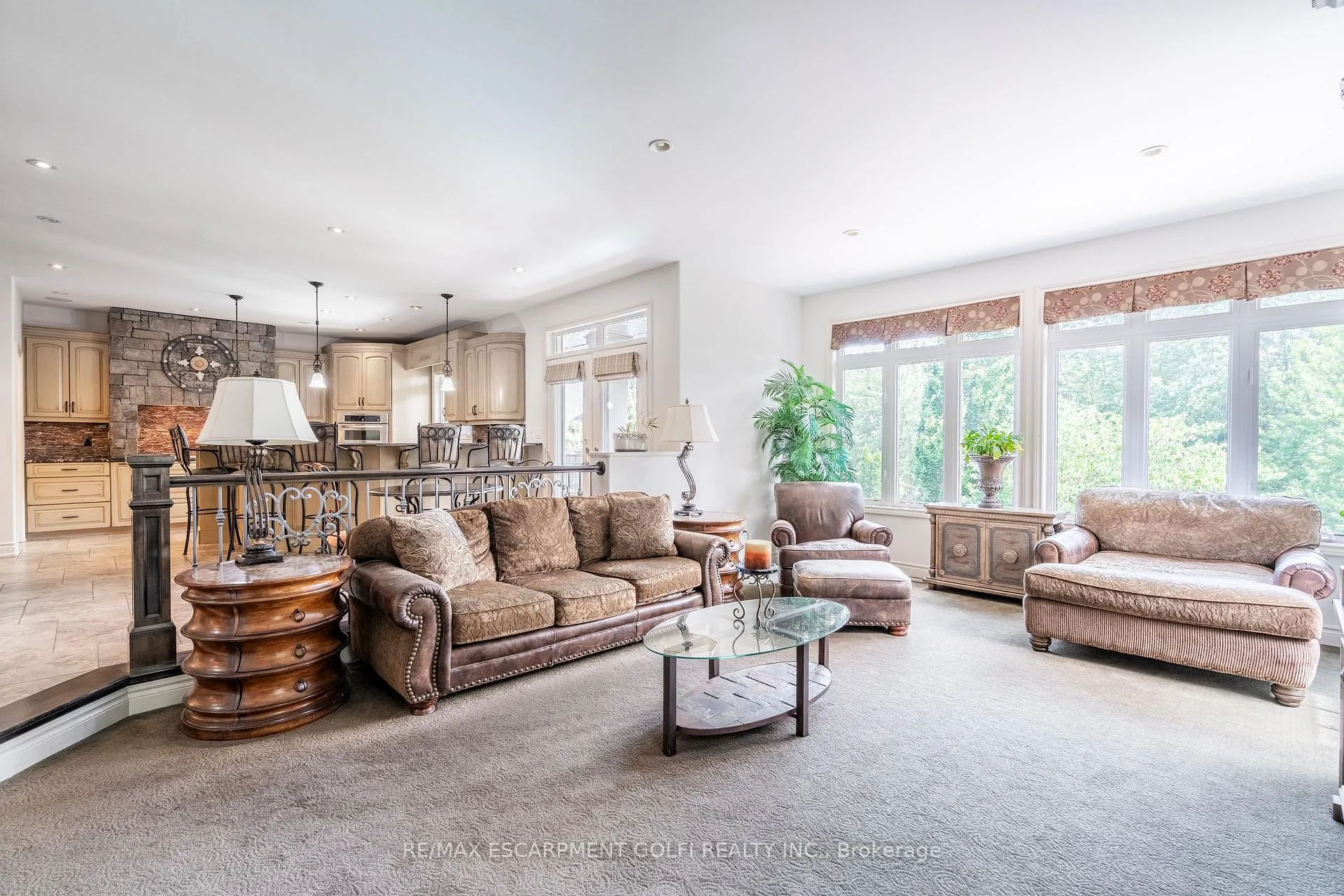 Photo 12 of 3542 Matthews Drive, Niagara Falls, Mt. Carmel — HOMEH
