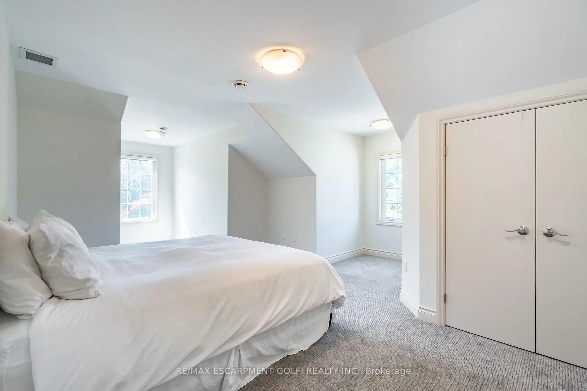 Photo 27 of 3542 Matthews Drive, Niagara Falls, Mt. Carmel — HOMEH