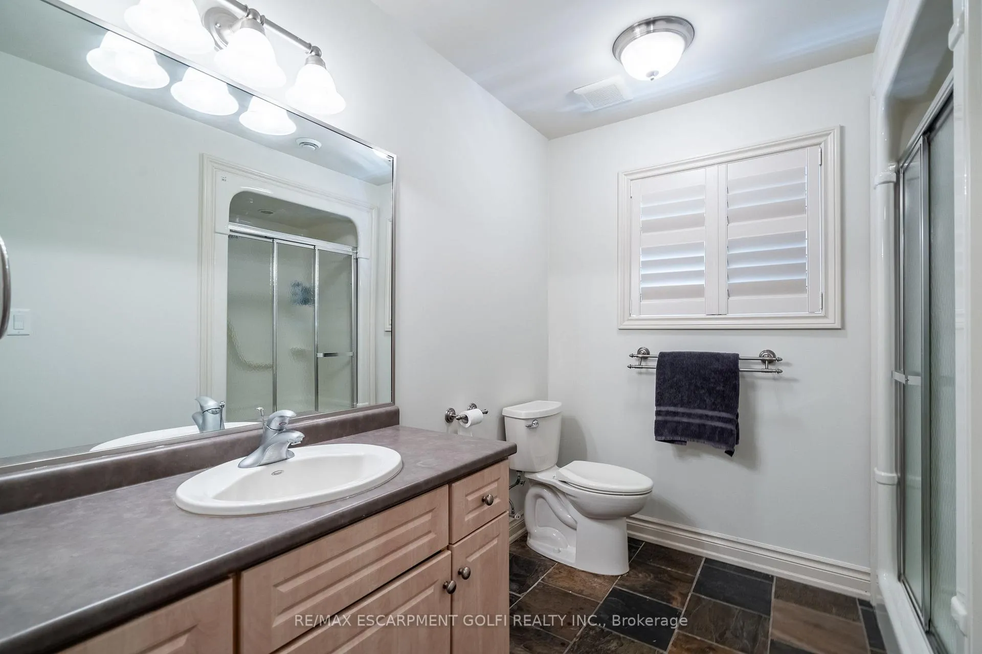 Photo 39 of 3542 Matthews Drive, Niagara Falls, Mt. Carmel — HOMEH
