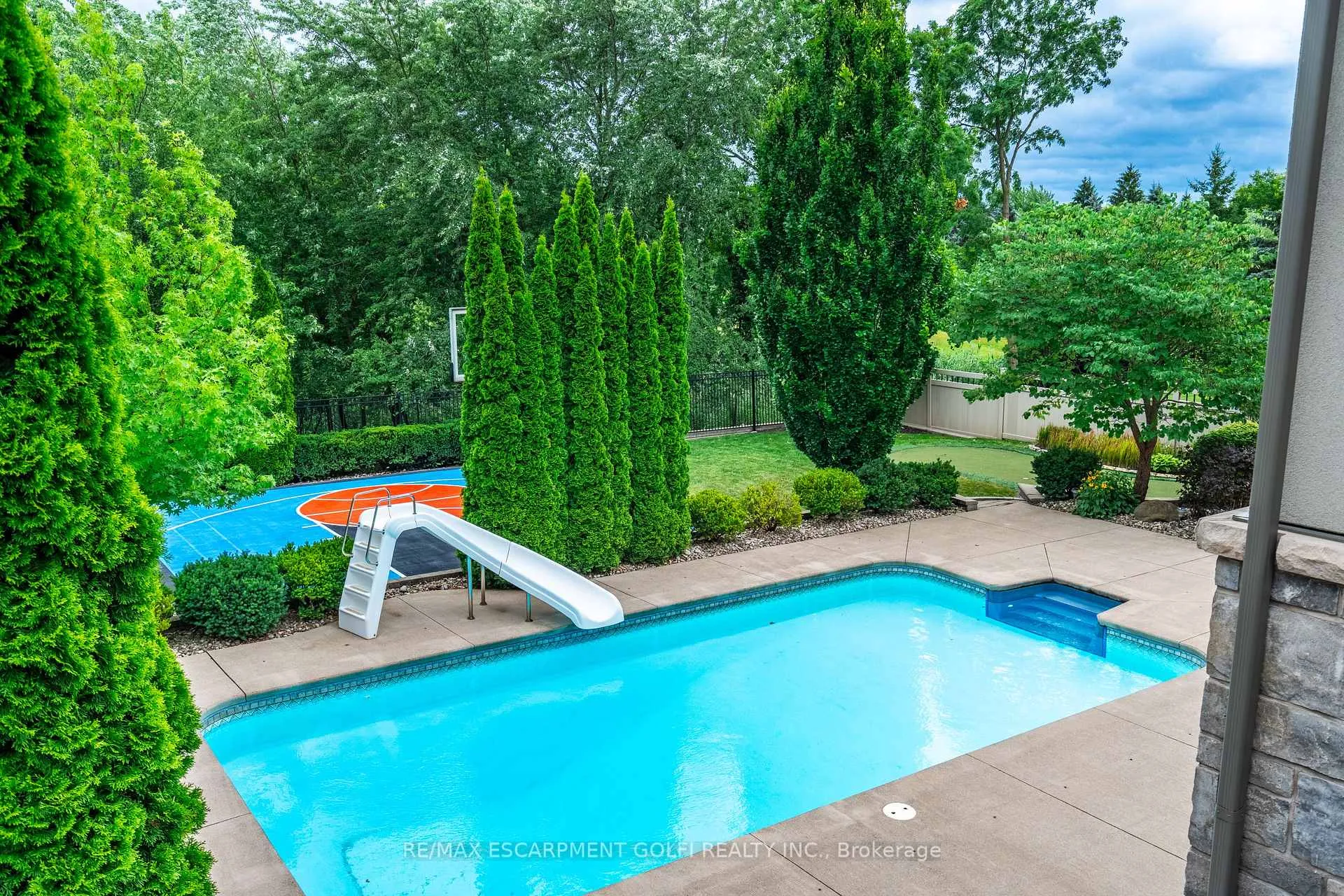 Photo 43 of 3542 Matthews Drive, Niagara Falls, Mt. Carmel — HOMEH