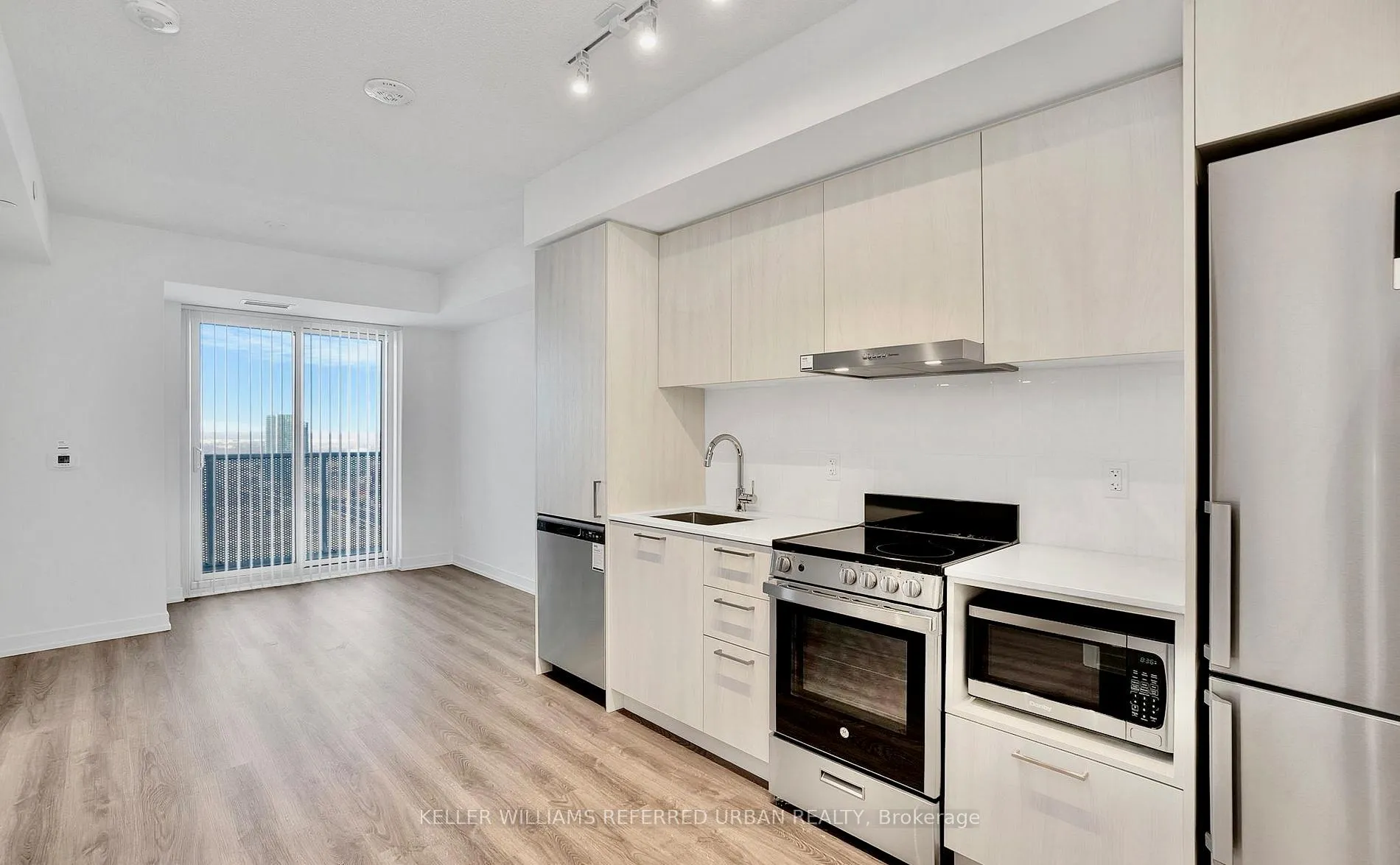 Photo 5 of Unit 2807, 195 Commerce Street, Vaughan, Vaughan Corporate Centre — HOMEH