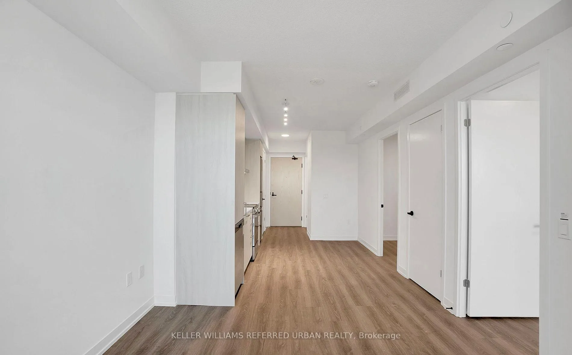 Photo 6 of Unit 2807, 195 Commerce Street, Vaughan, Vaughan Corporate Centre — HOMEH