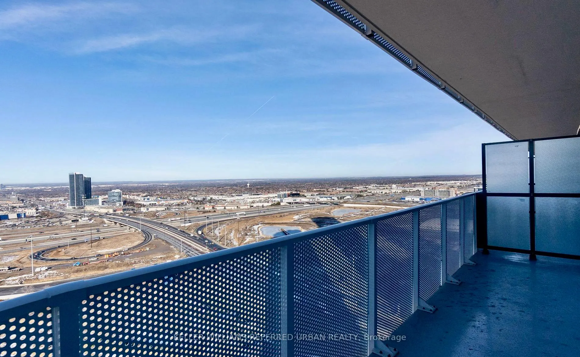 Photo 11 of Unit 2807, 195 Commerce Street, Vaughan, Vaughan Corporate Centre — HOMEH