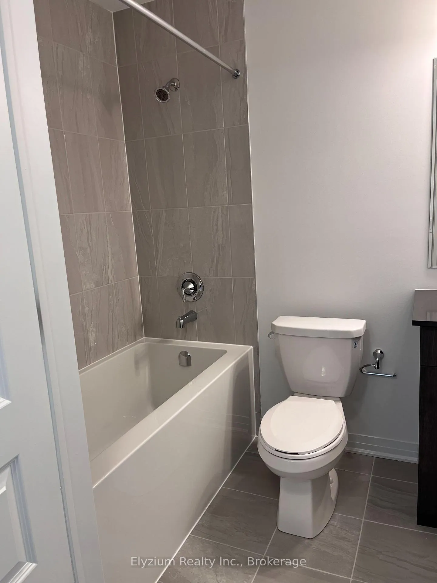Photo 10 of Unit 210, 490 Gordon Krantz Avenue S, Milton, Walker — HOMEH