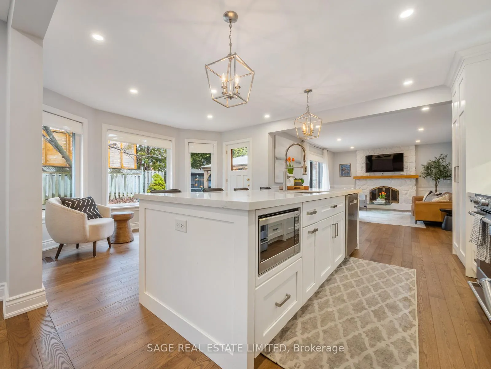 Photo 11 of 32 Dunwatson Drive, Scarborough, Centennial Scarborough — HOMEH