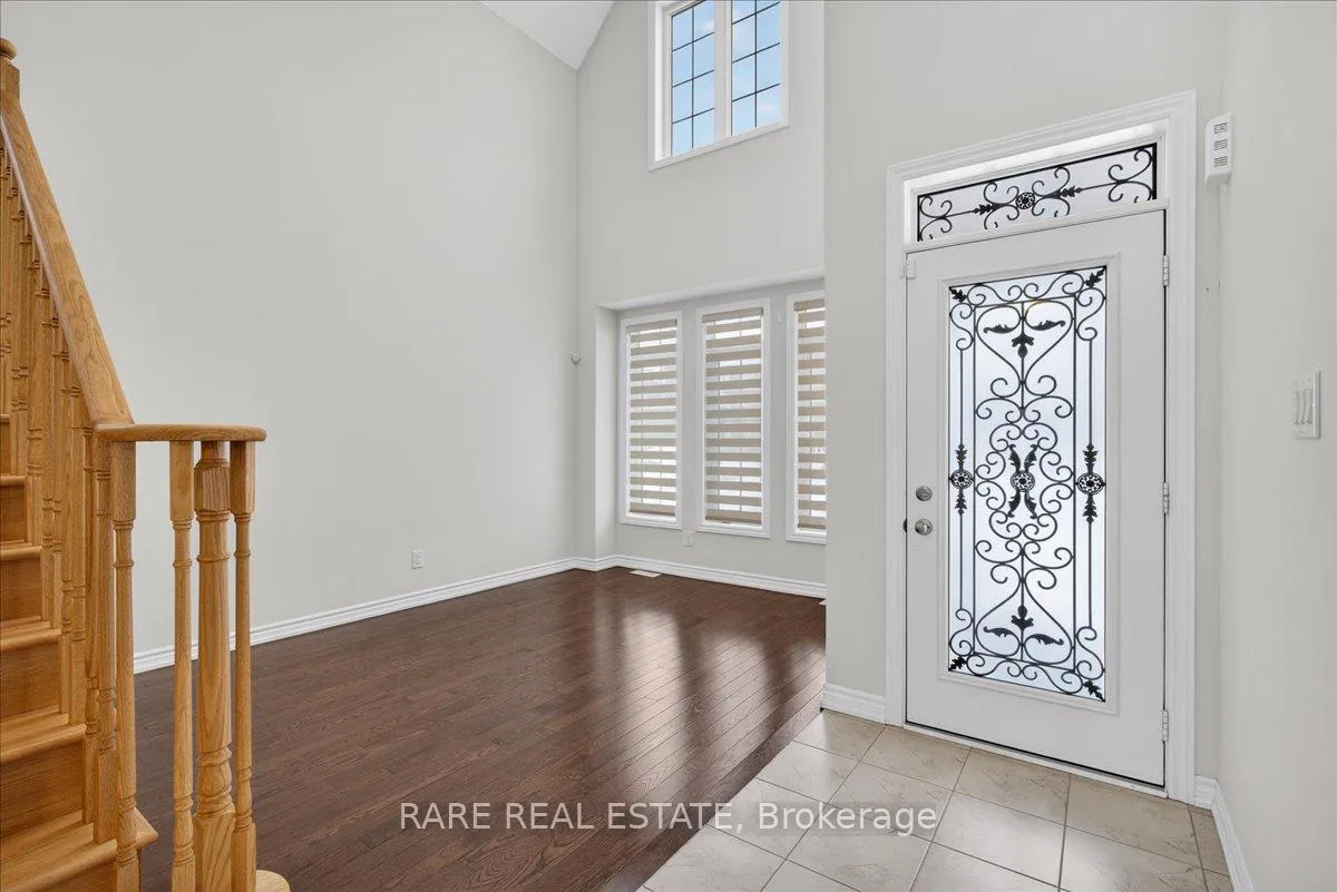 Photo 5 of 53 Rugman Crescent, Springwater, Centre Vespra — HOMEH