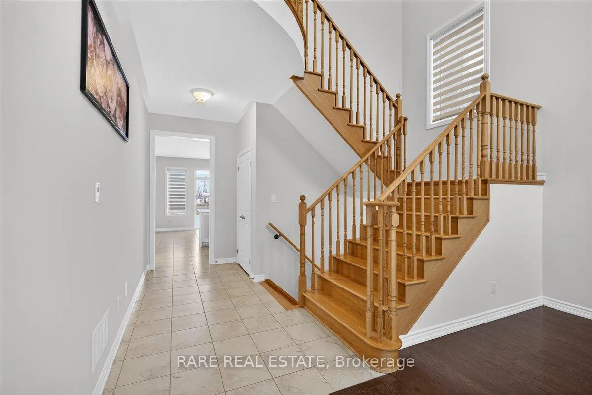 Photo 8 of 53 Rugman Crescent, Springwater, Centre Vespra — HOMEH