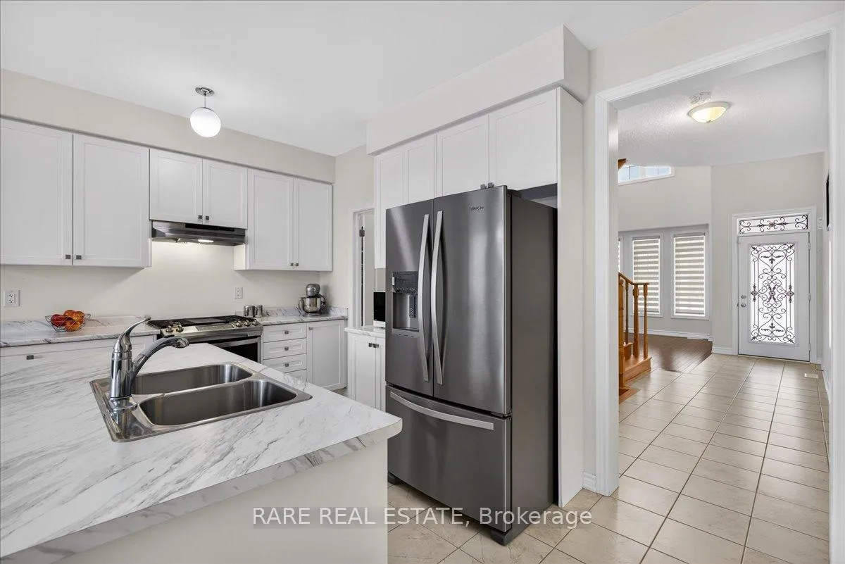 Photo 9 of 53 Rugman Crescent, Springwater, Centre Vespra — HOMEH