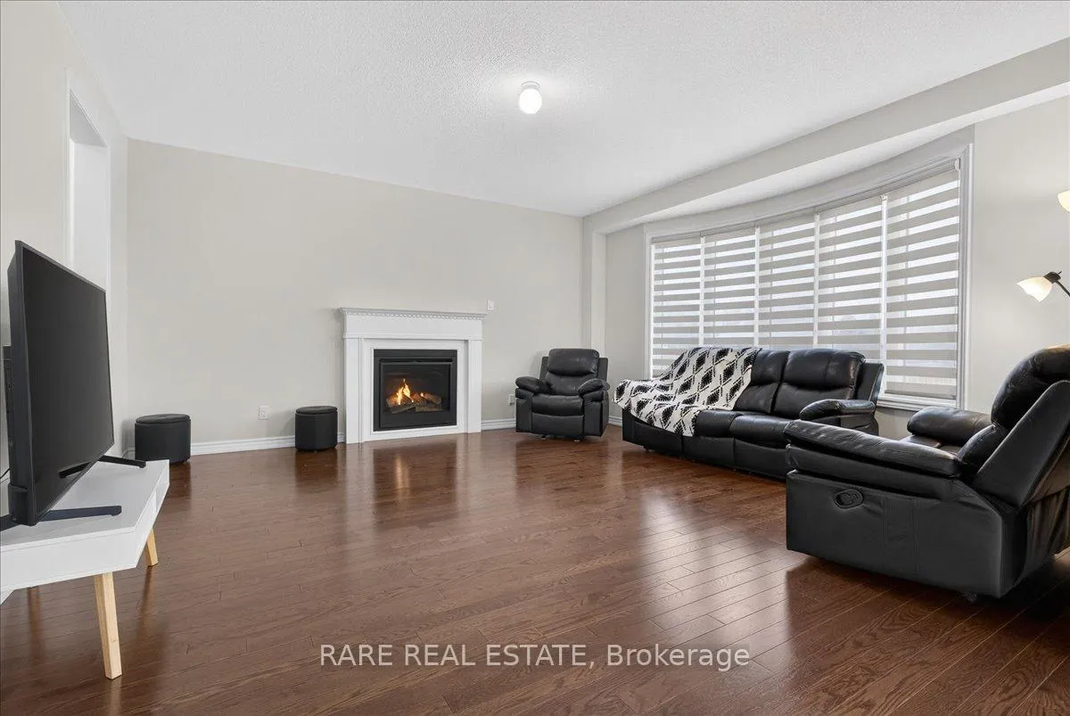 Photo 14 of 53 Rugman Crescent, Springwater, Centre Vespra — HOMEH