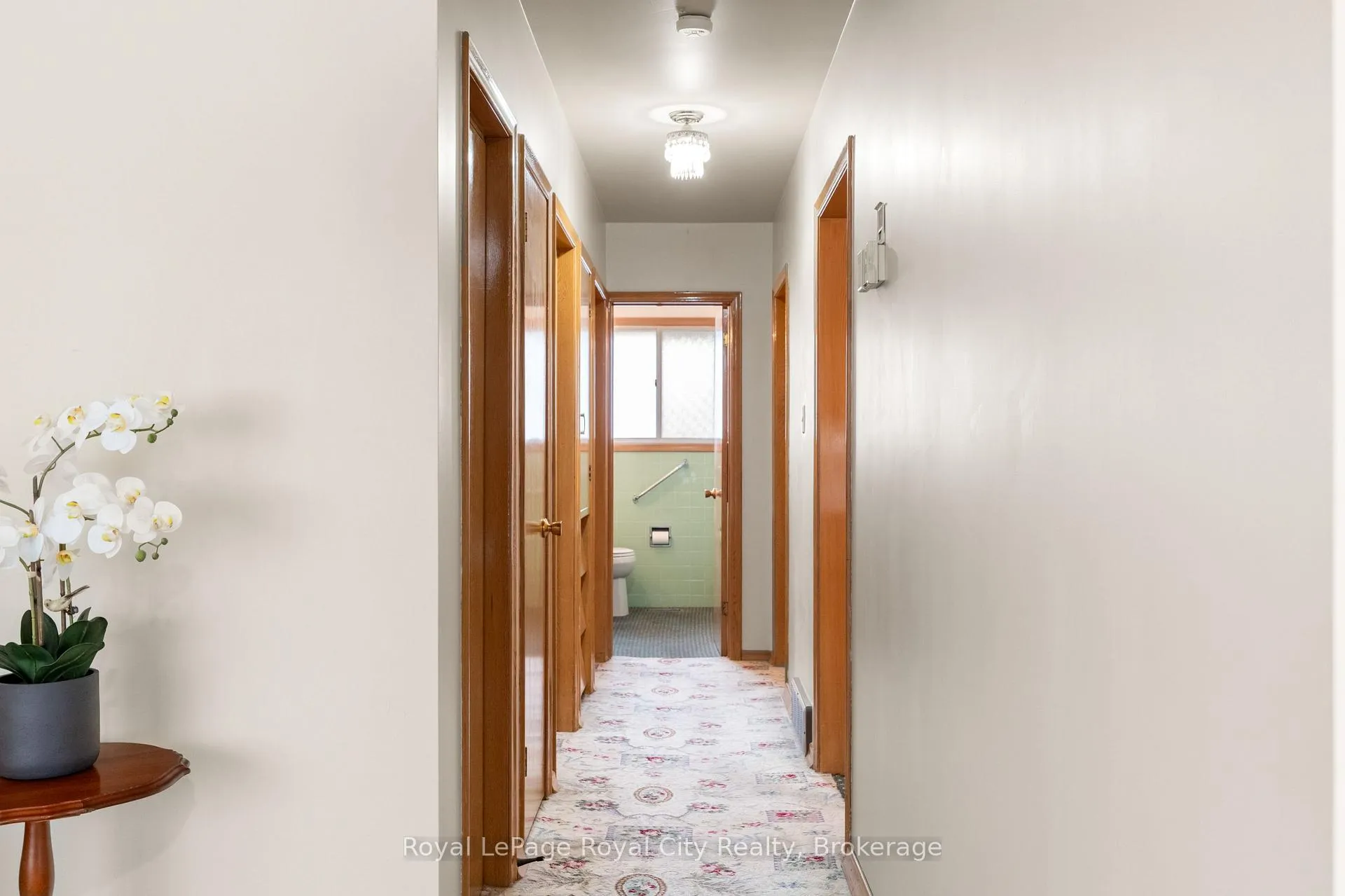 Photo 16 of 29 Terry Boulevard, Guelph, General Hospital — HOMEH