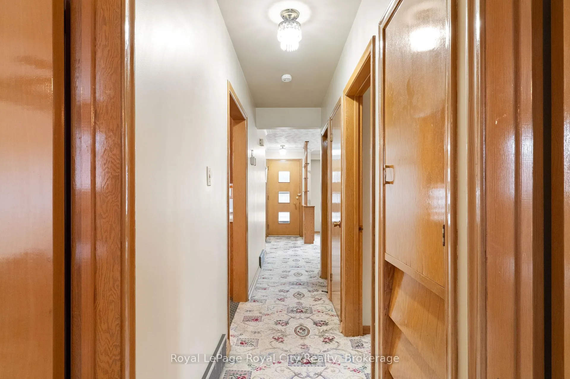 Photo 23 of 29 Terry Boulevard, Guelph, General Hospital — HOMEH