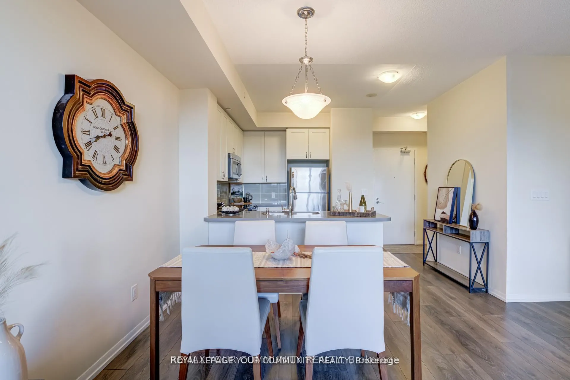 Photo 8 of Unit 222, 540 Bur Oak Avenue, Markham, Berczy — HOMEH