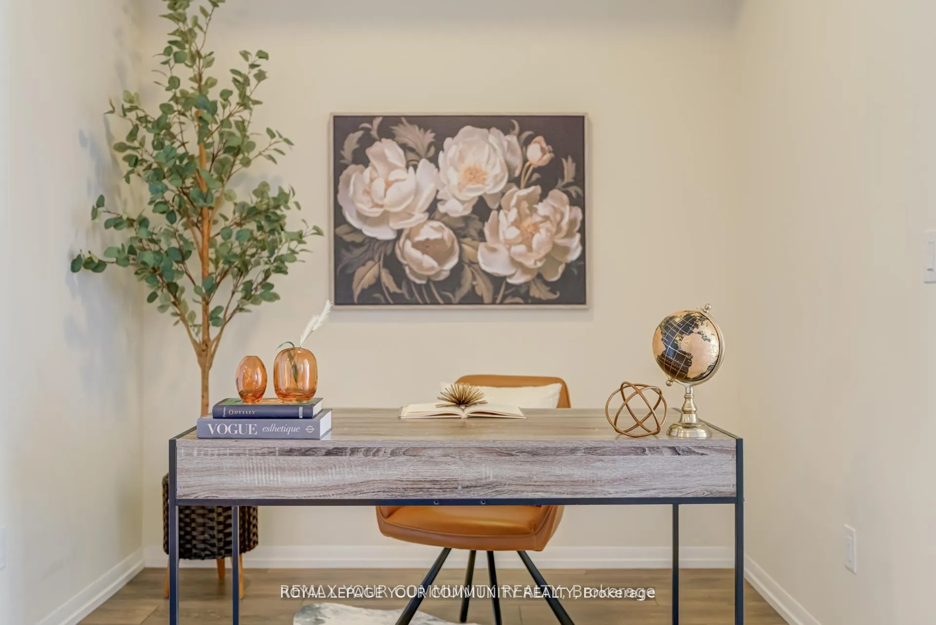 Photo 12 of Unit 222, 540 Bur Oak Avenue, Markham, Berczy — HOMEH