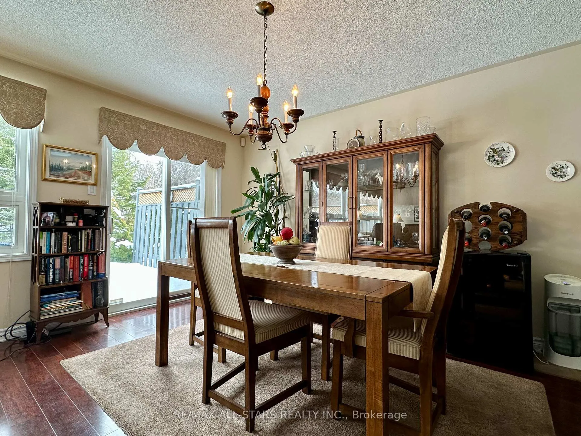 Photo 9 of 478 Abound Crescent, Peterborough, Ashburnham Ward 4 — HOMEH