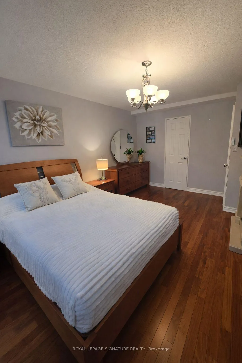 Photo 16 of Unit 705, 11 Wincott Drive, Etobicoke, Kingsview Village-The Westway — HOMEH