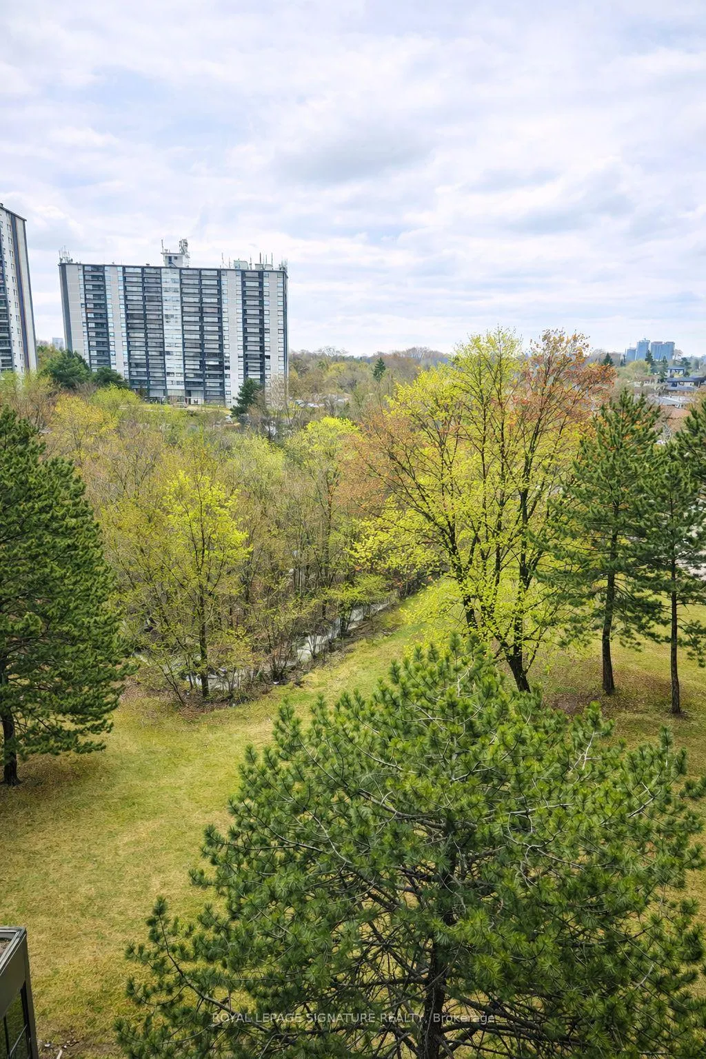 Photo 30 of Unit 705, 11 Wincott Drive, Etobicoke, Kingsview Village-The Westway — HOMEH